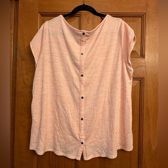 Market & Spruce Brayan Button Back Details Knit Tee, coral - Picture 2 of 4